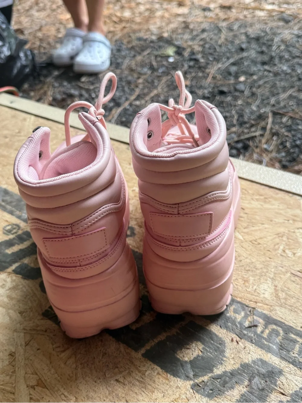 Berken pink platform tennis shoes